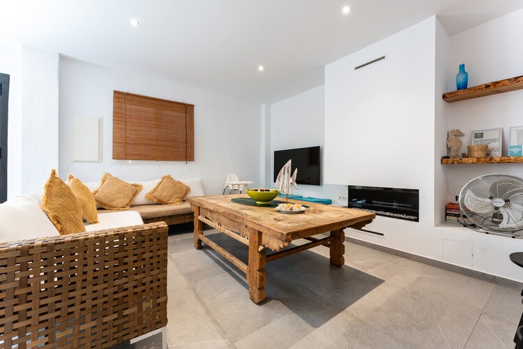 CT 206 - Faro's Malaga Beachhouse for 8