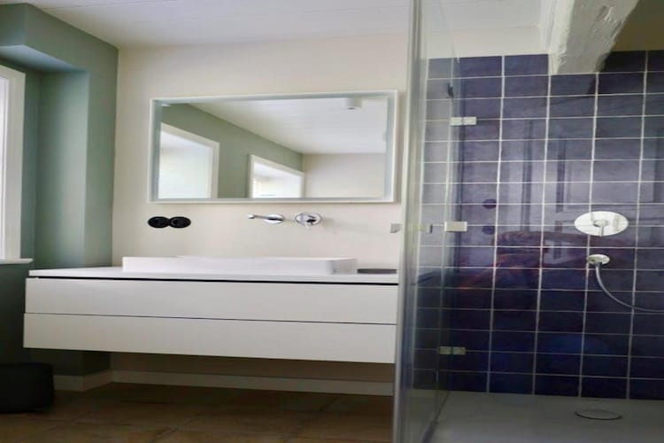 Kapteins Hüüs - ganzes Haus-Badkamer