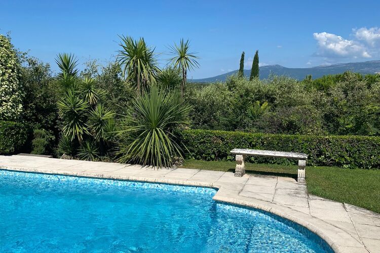 Villa spacieuse à Valbonne avec piscine