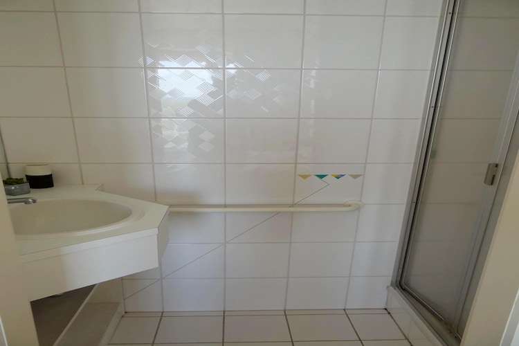 SCORPIO BI-Badkamer