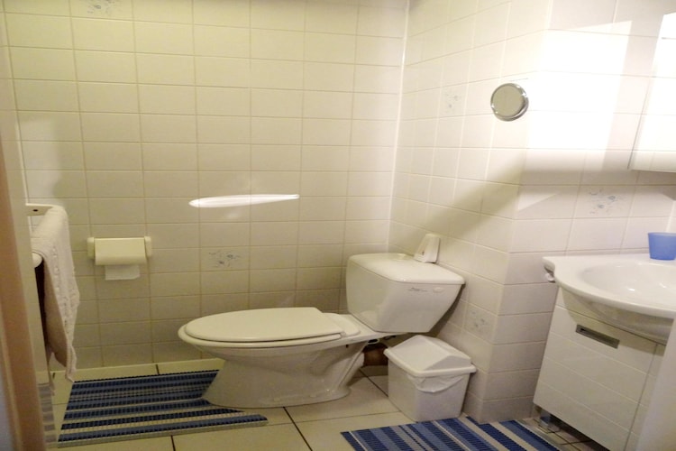 MOSSELBANK 0003GAR-Badkamer