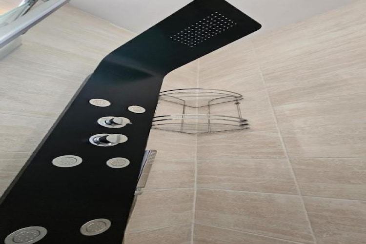 Apartment Gracac - Two Bedroom Apartment with Terrace-Salle de bain