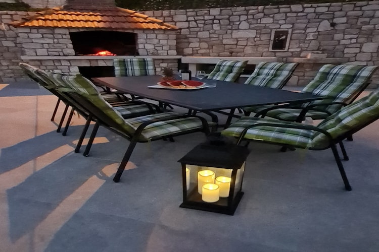 Luxury apartment Ani - Three Bedroom Apartment with terrace and Swimming pool-Faciliteiten