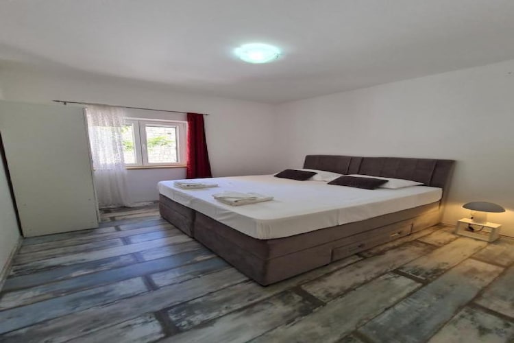 Luxury apartment Ani - Three Bedroom Apartment with terrace and Swimming pool-Slaapkamer