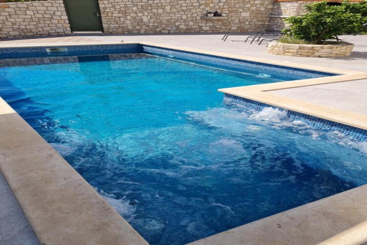 Luxury apartment Ani - Three Bedroom Apartment with terrace and Swimming pool-Zwembad