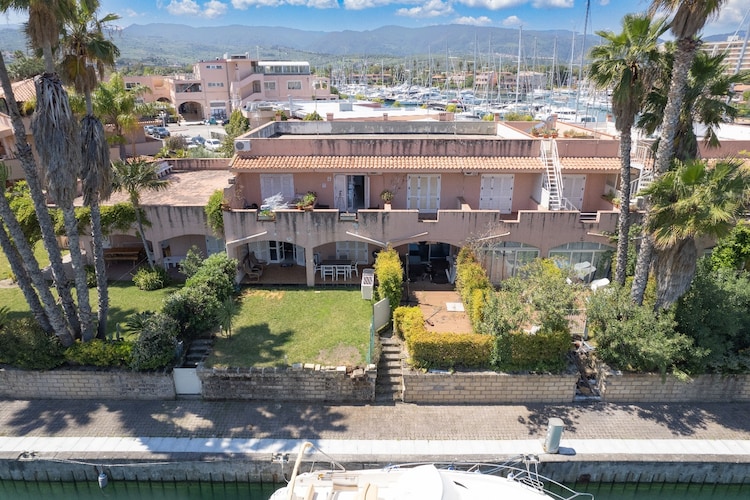 Appartamento Casa Maralis 4 Pers Furnari