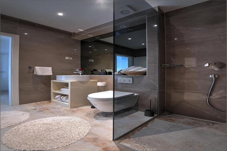 Deluxe Room with King Bed (2)-Badezimmer
