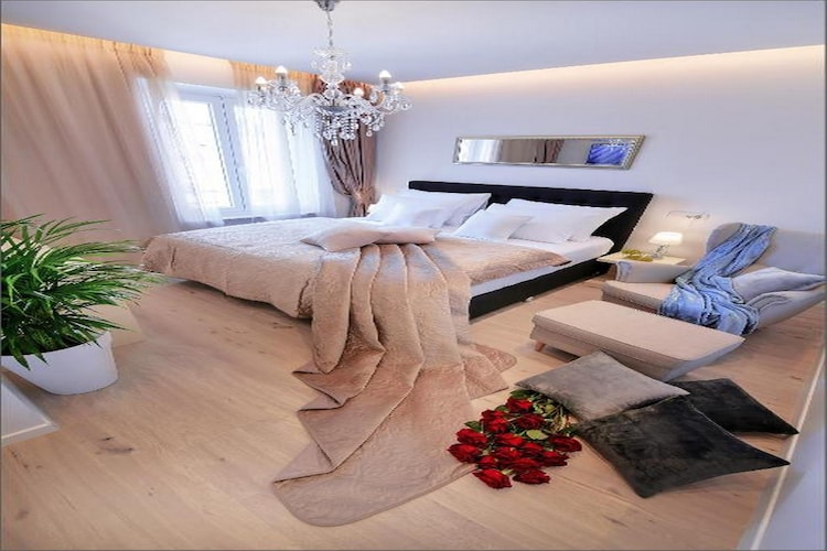Deluxe Room with King Size Bed (4)-Schlafzimmer