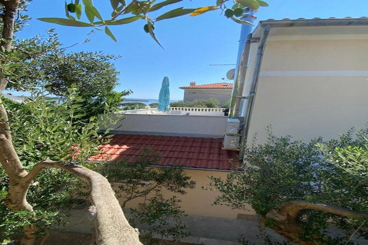 Apartman Daniela - Two Bedroom Apartment with Terrace and Sea View-Extérieur