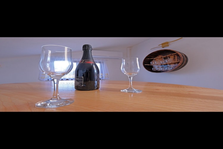 Apartment Stella - Three Bedroom Apartment with Balcony-Spa