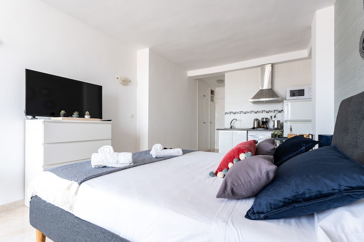 CT 301 - Faro's Fuengirola Centro Studio-Slaapkamer