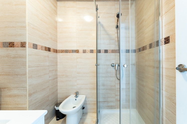 CT 301 - Faro's Fuengirola Centro Studio-Badkamer