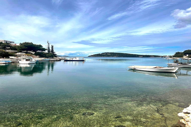 Apartment Anima - Two Bedroom Apartment with Balcony and Sea View-Buitenlucht