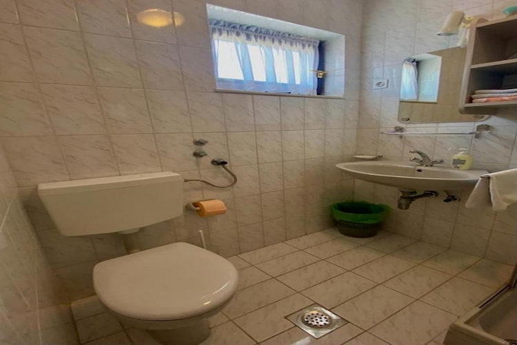 Apartment Idea - Superior One Bedroom Apartment with Balcony and Sea View - A2 - Feral  (865675903)-Badezimmer