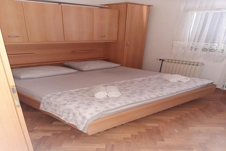 Apartments Marko- Superior Two Bedroom Apartment with Terrace and Sea View (A4+2)-Schlafzimmer