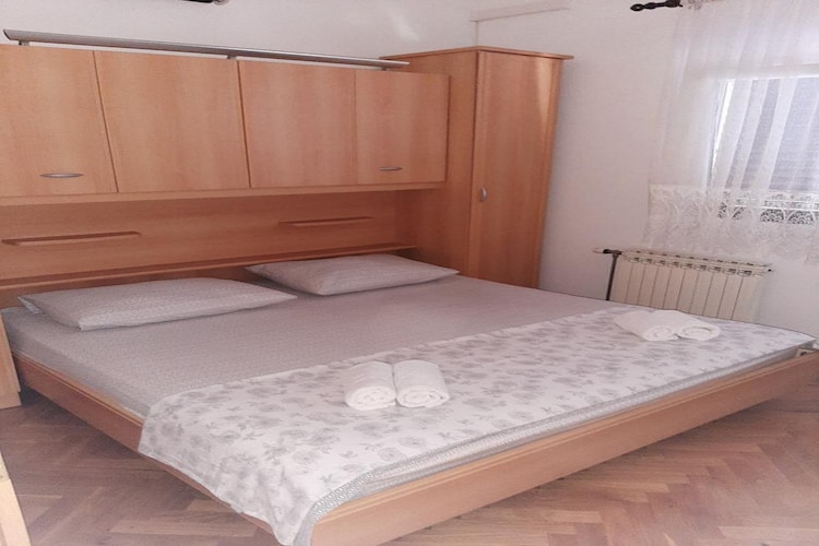 Apartments Marko- Superior Two Bedroom Apartment with Terrace and Sea View (A4+2)-Schlafzimmer
