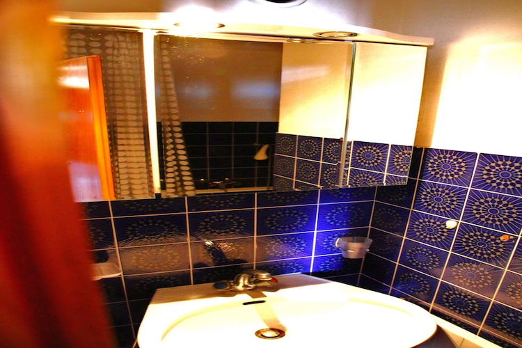 Mont-Rouge E 012 - VIEW apartment 6 pers-Bathroom