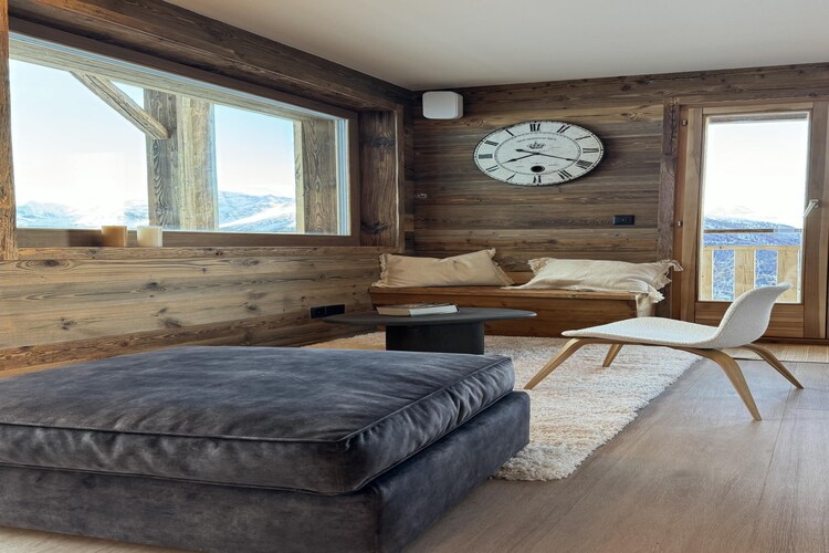 Vacation home Paradis Perdu SKI IN & QUIET chalet 14 personnes