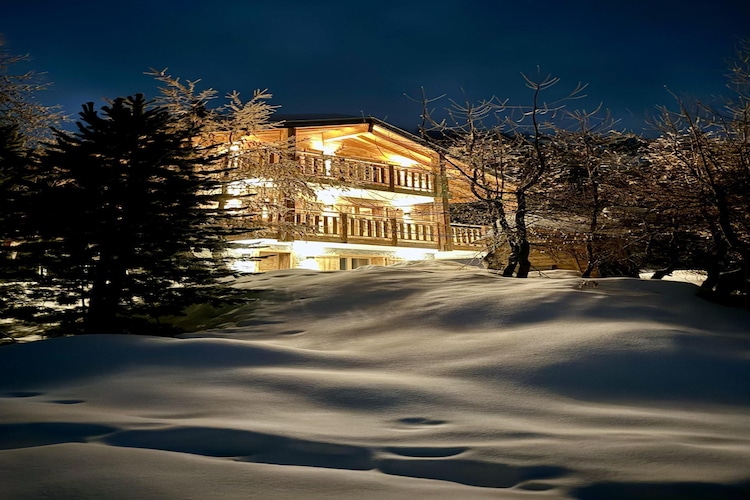 Paradis Perdu SKI IN & QUIET chalet 14 personnes-Uitzicht winter