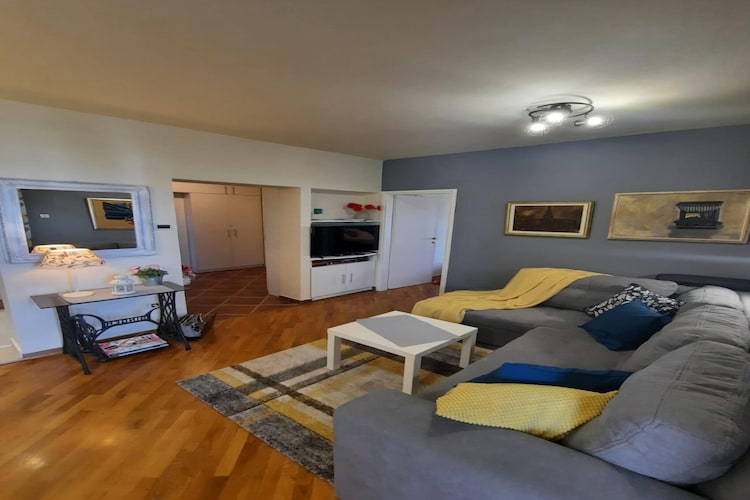 Premium apartment Sunny-Woonkamer