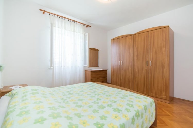 Apartment Vrandecic - Two Bedroom Apartment with Garden Terrace (Žarka) (ST)-Schlafzimmer