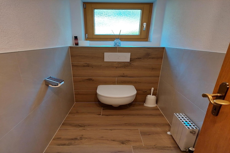 Ferienhaus Die Ginin-Badkamer