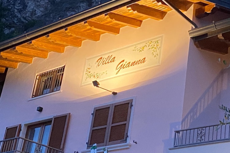 Residence Villa Gianna Limone sul Garda - Bilo 3-Buitenkant zomer