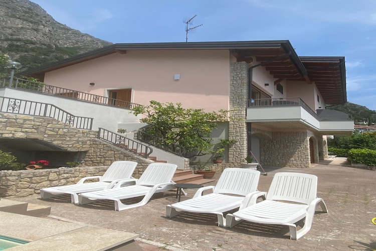 Residence Villa Gianna Limone sul Garda - Bilo 3-Buitenkant zomer
