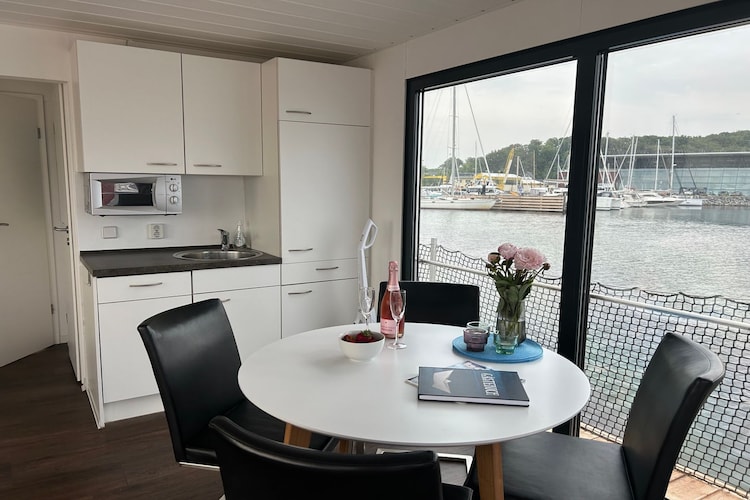 Floating 44 - Boot 1 Nikse / 2 Personen-Keuken