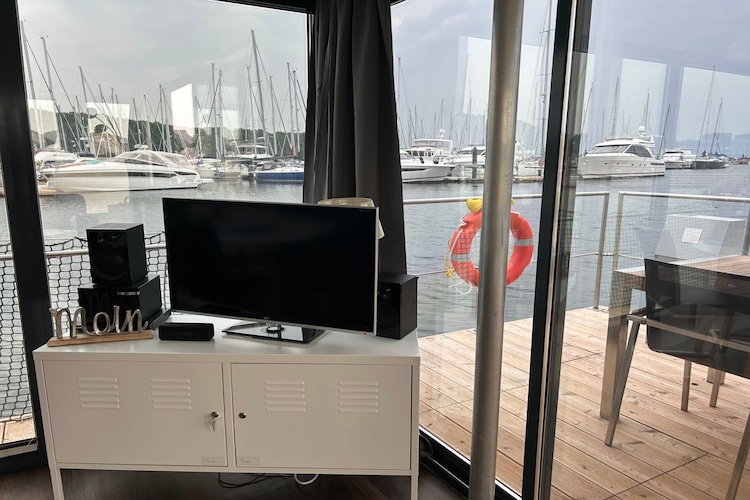 Floating 44 - Boot 1 Nikse / 3 Personen-Woonkamer