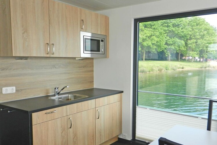 Floating 44 / Boot 1 / 2 Personen-Keuken