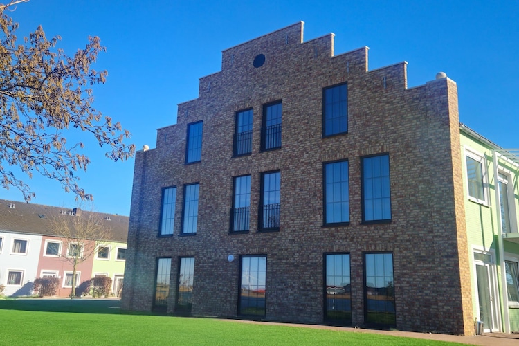 Exterior Summer