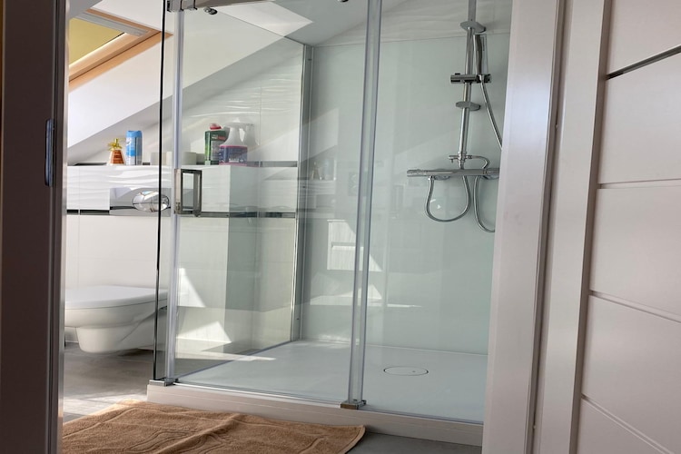 Komfortowy apartament dla 6 osób Międzywodzie-Badkamer