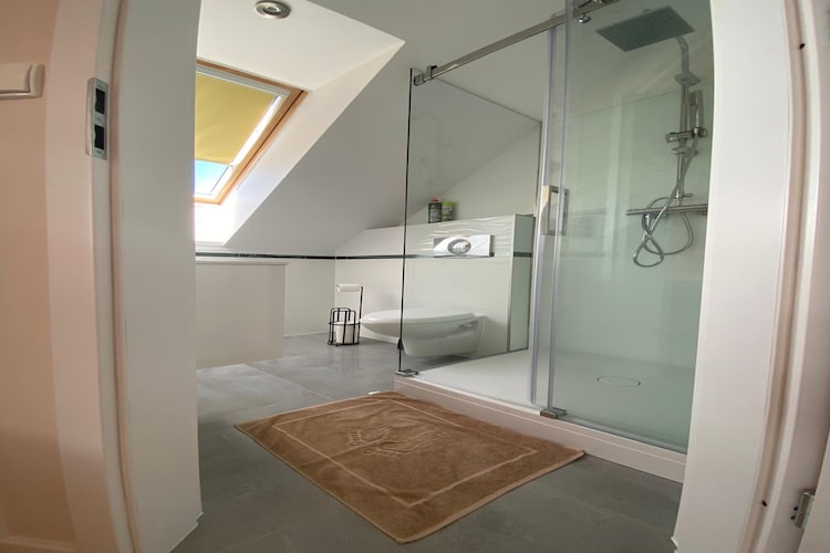 Komfortowy apartament dla 6 osób Międzywodzie-Badkamer