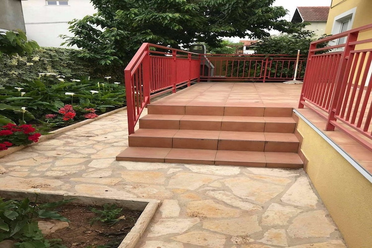 Apartments Villa Sarajevo - Two Bedroom Apartment with Terrace and Balcony-Outdoor