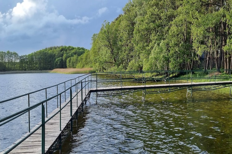 Parterowe domki wakacyjne dla max 4 osób w Jeleniu-Gebiete Sommer 1 km