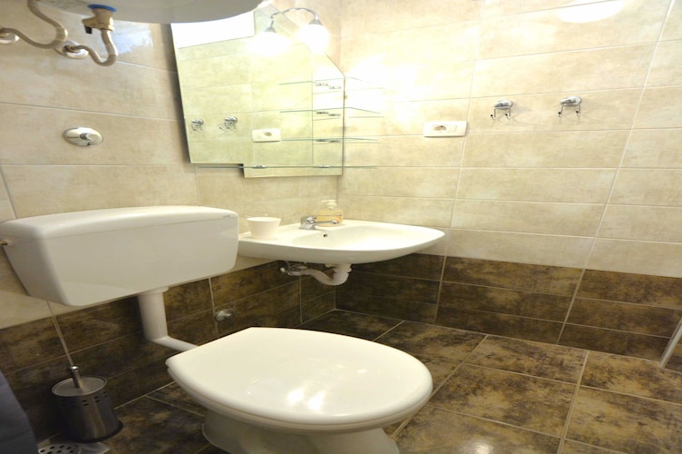 Apartmani Vela Makarska - Superior Studio Apartment-Badkamer