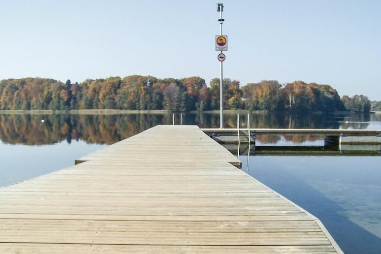 Domki wakacyjne nad jeziorem Cieszyno-Gebieden zomer 1km
