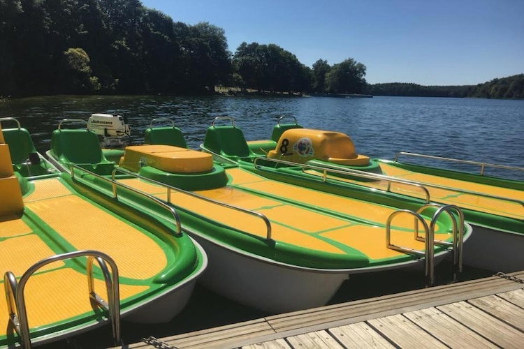 Domki wakacyjne nad jeziorem Cieszyno-Parkfaciliteiten