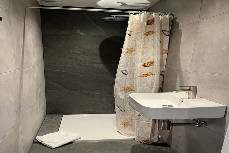 Valleyview Cottages - NR07-Badkamer