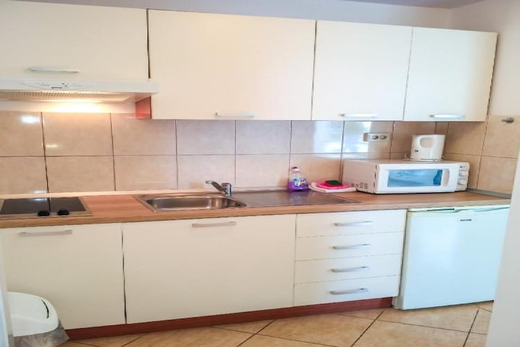 Lumbarda Resort Apartments - Comfort One Bedroom Apartment  H5-Küche