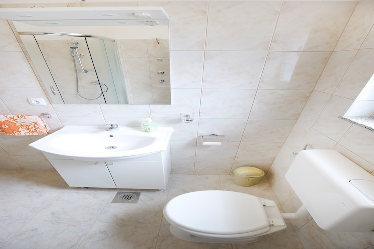 Apartments Kapetan - Comfort Studio Apartment with Terrace-Non étiqueté