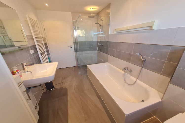 FeWo Lieblingsorth P4-Bathroom