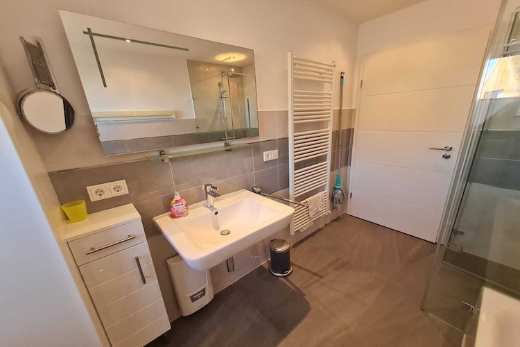 FeWo Lieblingsorth P4-Bathroom