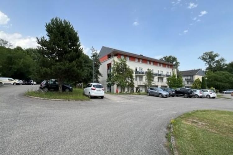 Located near the breathtaking Haut Jura Natural Park, Adonis Divonne-les-Bains is your ideal retreat into serenity. This peaceful residence sits perfectly between Lake Geneva, the lush Jura forests, and the majestic Mont Blanc, offering an unbeatable blend of nature, relaxation, and adventure.

Our 90 non-smoking apartments are designed for comfort and flexibility, accommodating 1 to 10 guests. Whether you're traveling solo, as a couple, or with family or friends, you'll enjoy the modern amenities and calming ambiance that make each stay special. All apartments include a private balcony or terrace to soak in the fresh mountain air, along with air conditioning, a flat-screen TV, minibar, and safe.

Adonis Divonne-les-Bains is more than just a place to stay—it's a haven for those seeking a mix of natural beauty and modern convenience. Whether you’re hiking in the Jura, strolling along Lake Geneva, or simply enjoying the view from your terrace, this is the perfect base for a rejuvenating getaway.
