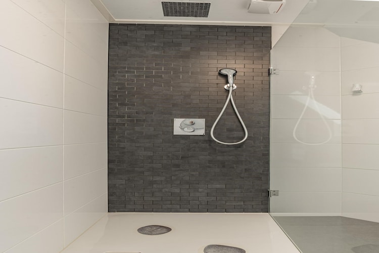 Hoeve hoefwijk Studio Ochtendzon-Badkamer