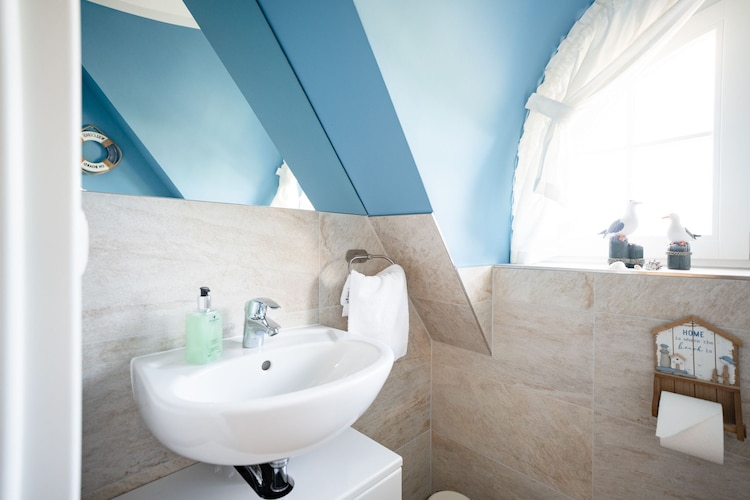 Haubenlerche 15-Badezimmer