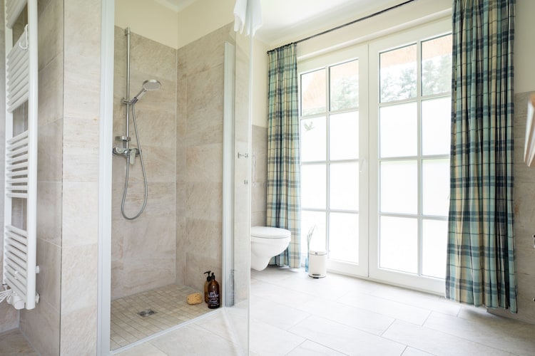 Haubenlerche 15-Badezimmer