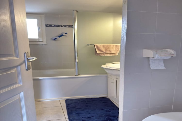 118 LAVABRE-Badkamer