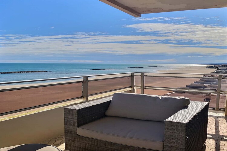 183 CEREZA-Terrasbalkon